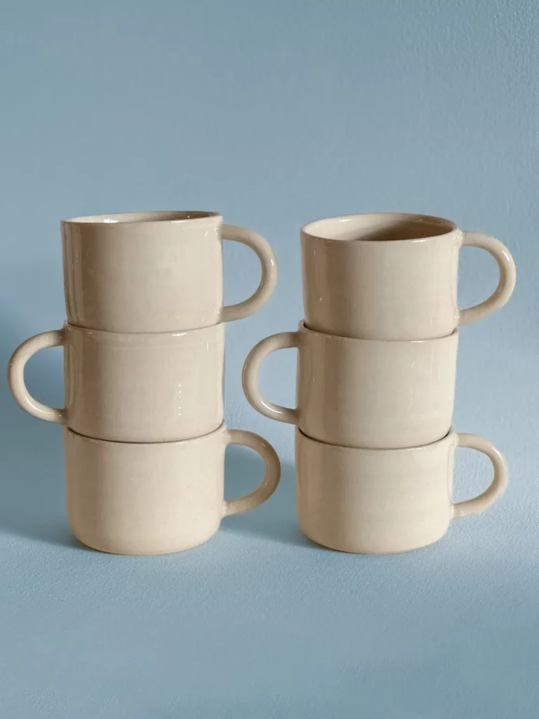 Tasses crème, Poterie fait main, Studio Alchimies, Céramique