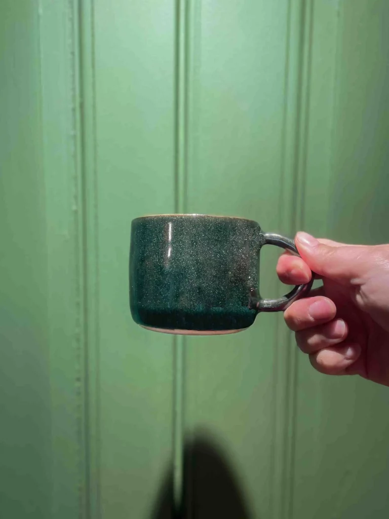 Tasse émail brillant, Poterie fait main, Studio Alchimies, Céramique